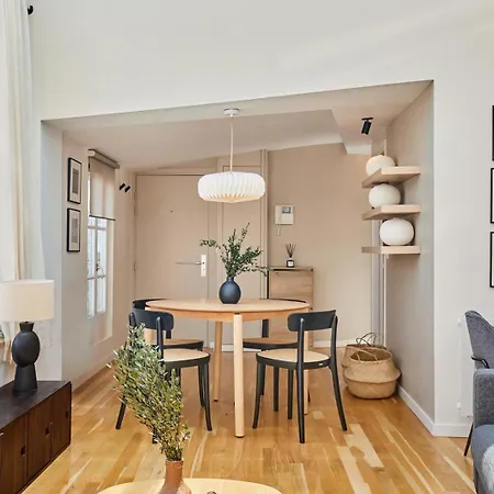 Gairo - 1 A Champs-elysees