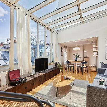 Gairo - 1 A Champs-elysees Παρίσι