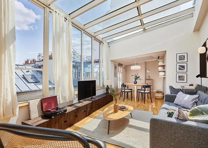 Gairo - 1 à Champs-élysées Parigi